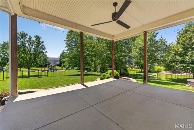142 Countryshire Drive, Lake St Louis, MO 63367
