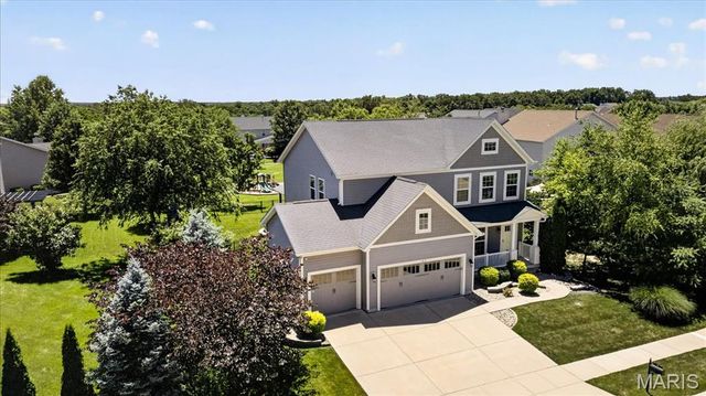 142 Countryshire Drive, Lake St Louis, MO 63367