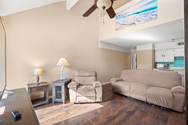 405 Cambridge Cir Apt B7, Murrells Inlet, SC 29576