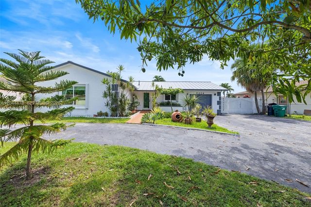 8014 SW 133rd Ct, Miami, FL 33183