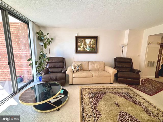 11710 OLD GEORGETOWN RD #728, North Bethesda, MD 20852