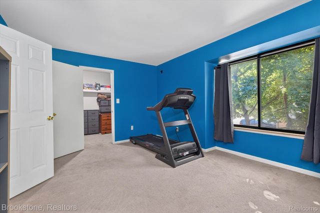 37128 Clubhouse Drive 37, Sterling Heights, MI 48312