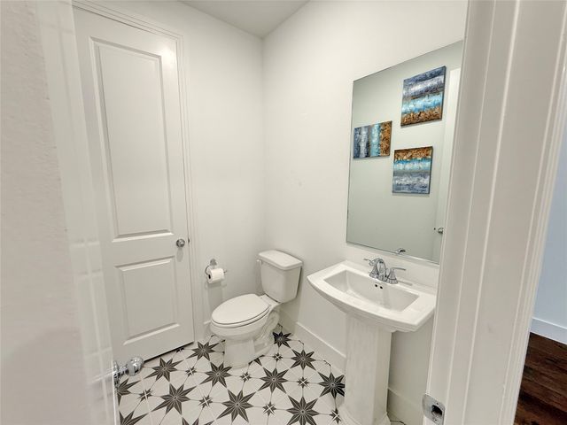 4513 Expedition Drive, Oak Point, TX 75068