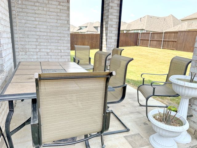 4513 Expedition Drive, Oak Point, TX 75068