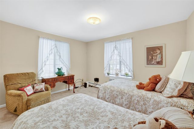 21 Foxwood Drive 8, Pleasantville, NY 10570