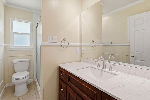 241 Hilltop DR, Burnet, TX 78611