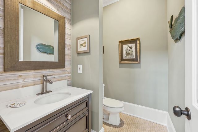 98 Hunters Oak Ct., Pawleys Island, SC 29585