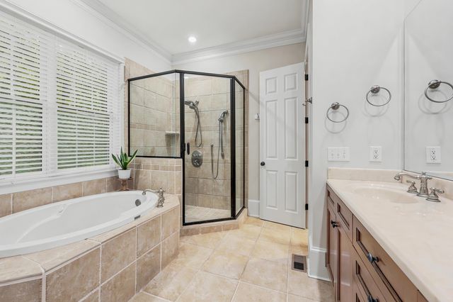 98 Hunters Oak Ct., Pawleys Island, SC 29585