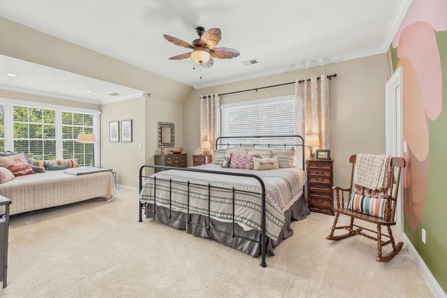98 Hunters Oak Ct., Pawleys Island, SC 29585