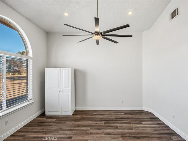 6232 Coriander, Oak Hills, CA 92344