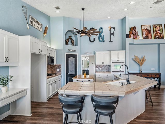 6232 Coriander, Oak Hills, CA 92344