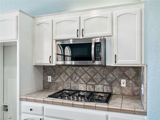 6232 Coriander, Oak Hills, CA 92344