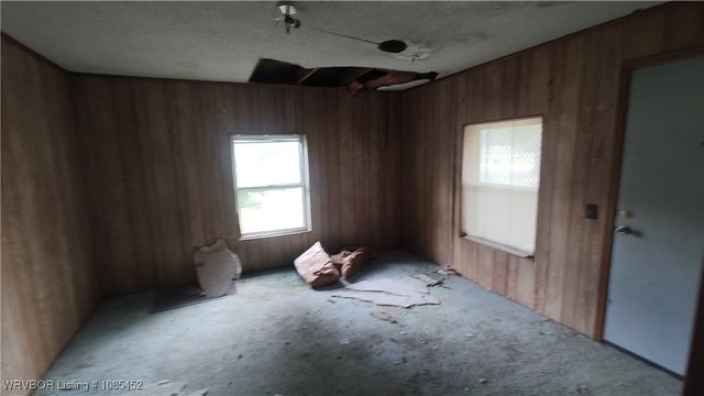 124 Railroad Avenue, Rudy, AR 72952