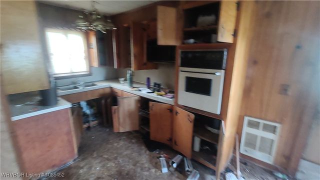 124 Railroad Avenue, Rudy, AR 72952