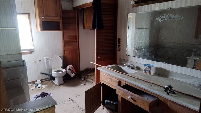 124 Railroad Avenue, Rudy, AR 72952