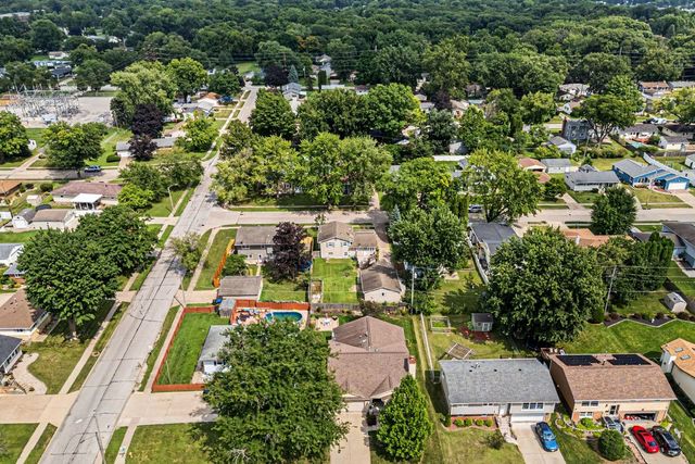 3506 35th Street, Moline, IL 61265