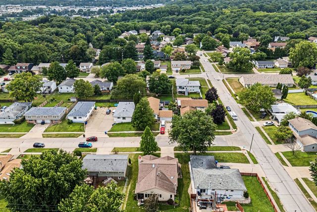 3506 35th Street, Moline, IL 61265