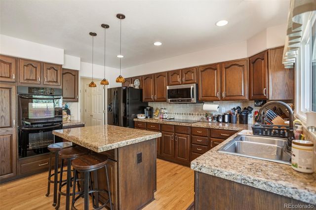 5606 S Helena Court, Centennial, CO 80015