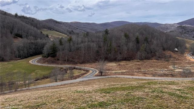 1266 Flatwoods School Road, Creston, NC 28615