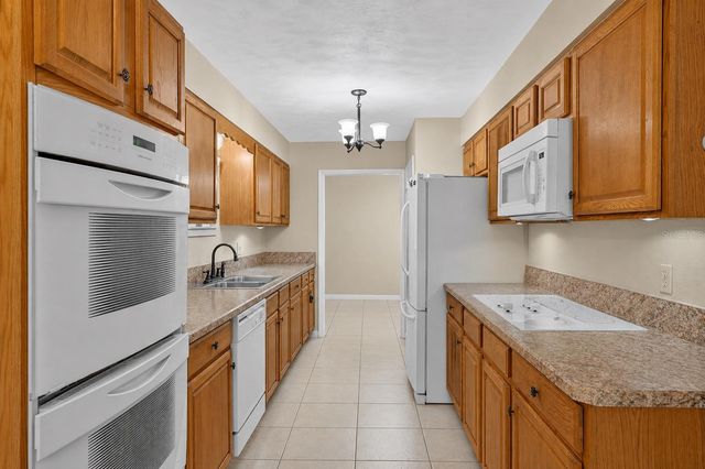 2710 WESTSIDE DRIVE, Leesburg, FL 34748