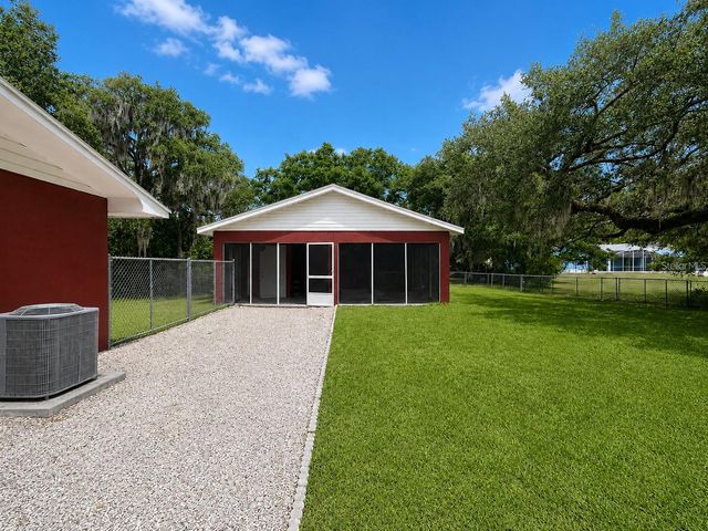 2710 WESTSIDE DRIVE, Leesburg, FL 34748