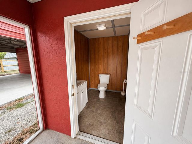 2710 WESTSIDE DRIVE, Leesburg, FL 34748