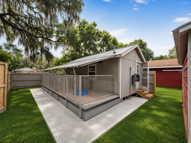 2710 WESTSIDE DRIVE, Leesburg, FL 34748