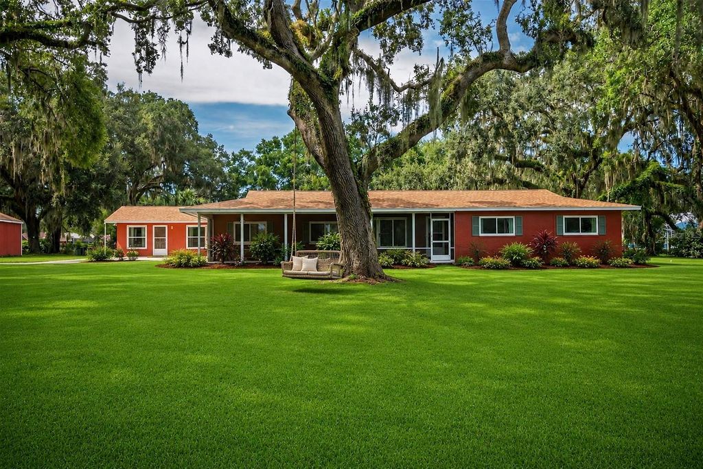 2710 WESTSIDE DRIVE, Leesburg, FL 34748