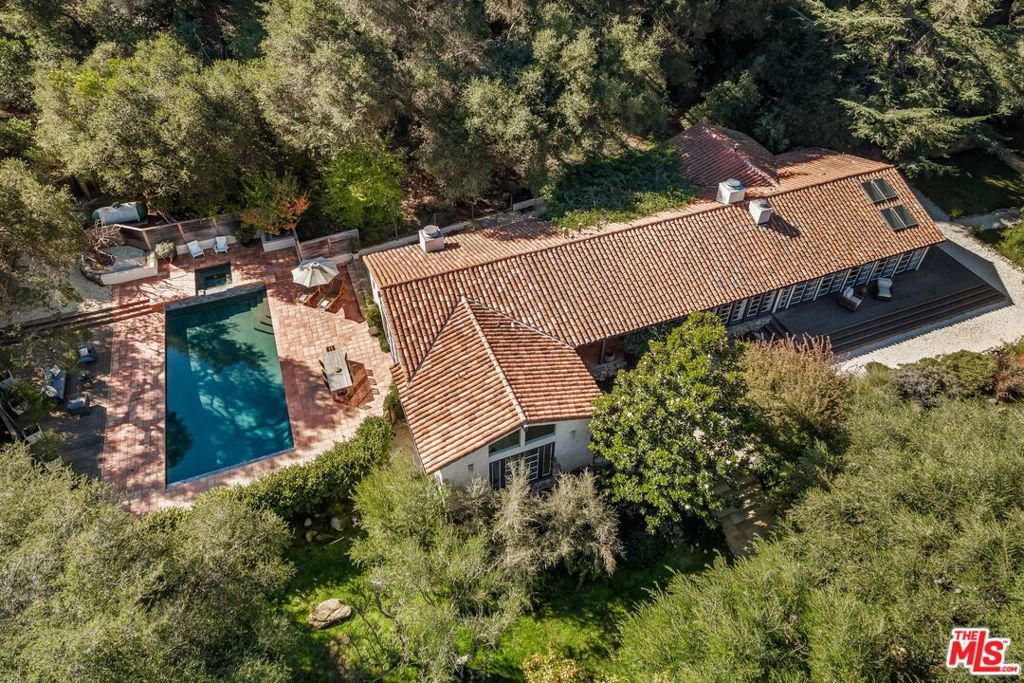 647 Old Topanga Canyon Road, Topanga, CA 90290 — exterior