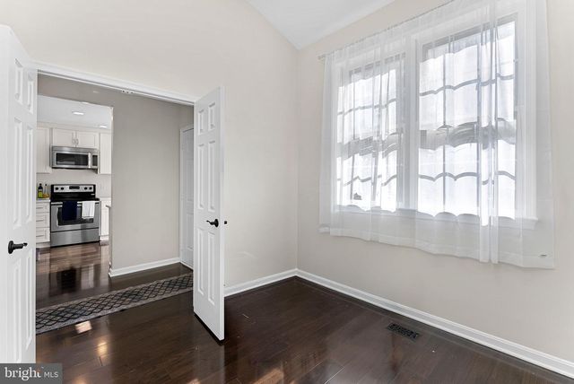 8228 MAPLE RIDGE AVE, Springfield, VA 22153