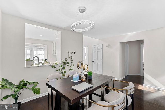 8228 MAPLE RIDGE AVE, Springfield, VA 22153