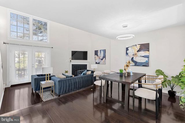 8228 MAPLE RIDGE AVE, Springfield, VA 22153