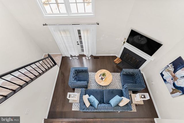 8228 MAPLE RIDGE AVE, Springfield, VA 22153