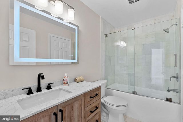 8228 MAPLE RIDGE AVE, Springfield, VA 22153