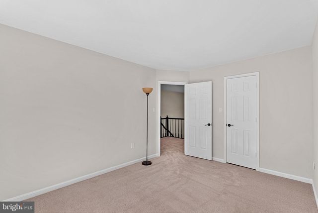 8228 MAPLE RIDGE AVE, Springfield, VA 22153