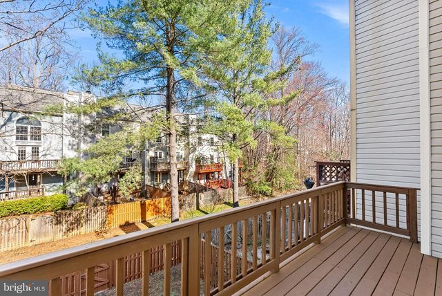 8228 MAPLE RIDGE AVE, Springfield, VA 22153