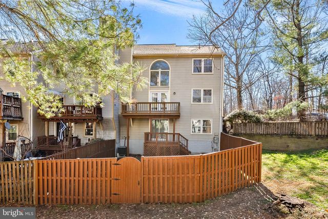 8228 MAPLE RIDGE AVE, Springfield, VA 22153