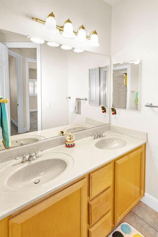 2248 Cherry Tree Ln, Riverbank, CA 95367