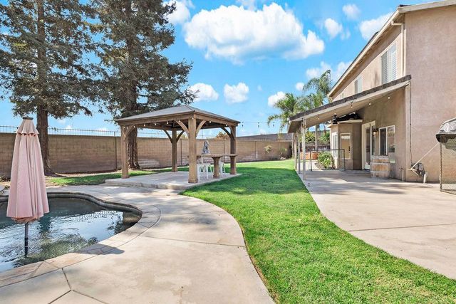 2248 Cherry Tree Ln, Riverbank, CA 95367