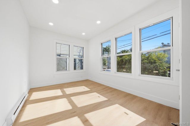3038 Tiemann Avenue, Bronx, NY 10469