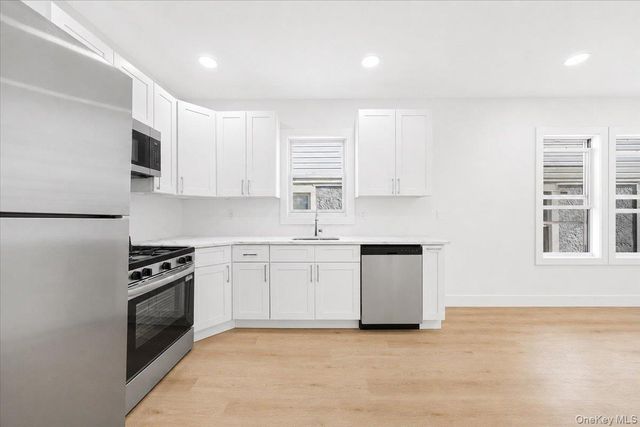 3038 Tiemann Avenue, Bronx, NY 10469