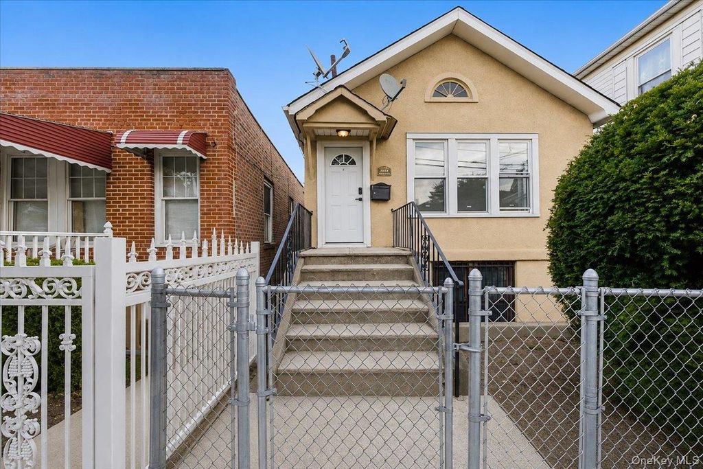 3038 Tiemann Avenue, Bronx, NY 10469 — photo 3
