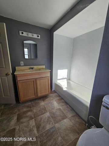 2619 Locust Street, Toledo, OH 43608