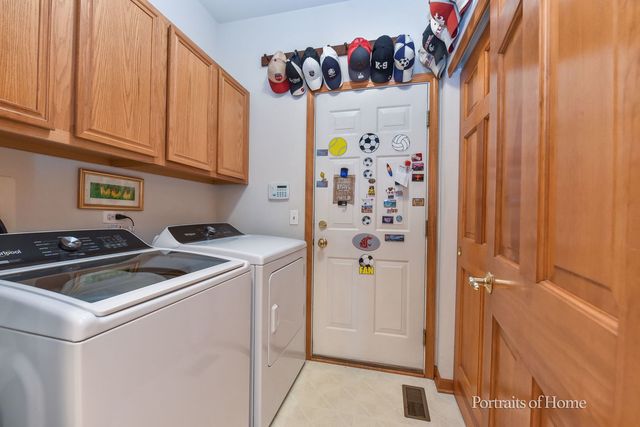 4263 Stableford Lane, Naperville, IL 60564