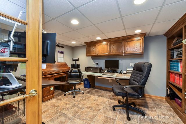 4263 Stableford Lane, Naperville, IL 60564