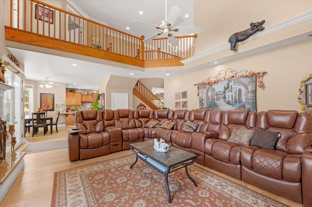 40111 Old Stonegate Court, Oakhurst, CA 93644