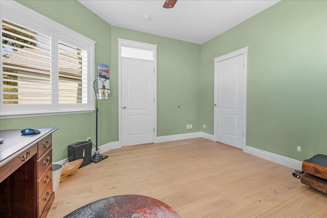 40111 Old Stonegate Court, Oakhurst, CA 93644