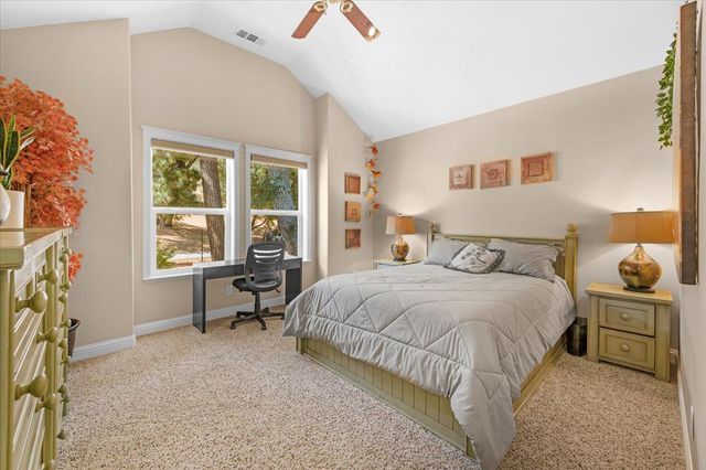 40111 Old Stonegate Court, Oakhurst, CA 93644