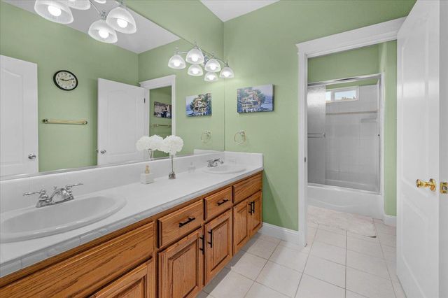 40111 Old Stonegate Court, Oakhurst, CA 93644