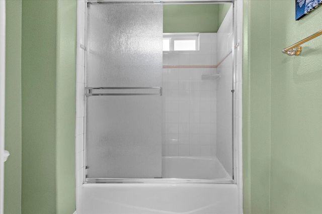 40111 Old Stonegate Court, Oakhurst, CA 93644